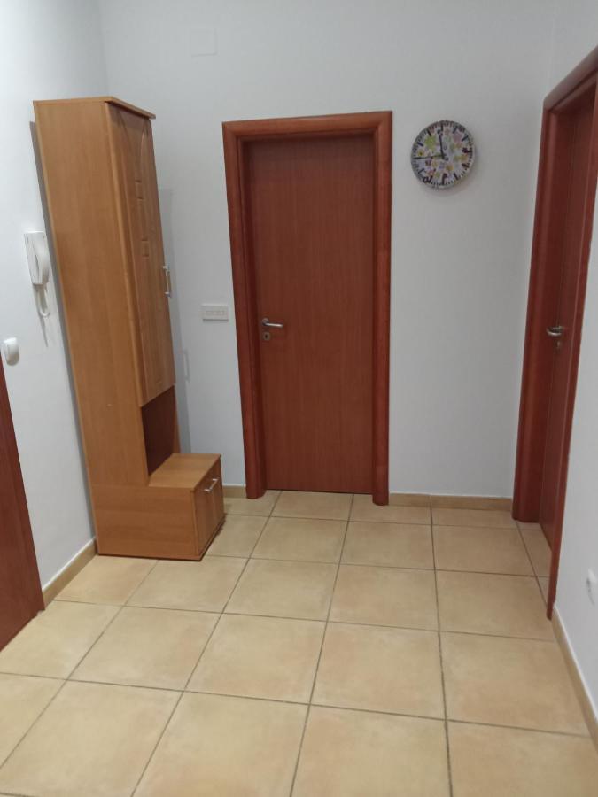 Apartman Mara ลอฟราน ภายนอก รูปภาพ